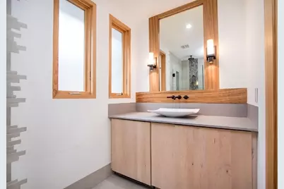 811 E 23rd Street, Houston, TX 77009 - Photo 16