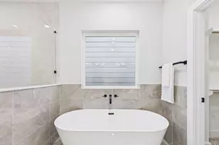5027 Golden Forest Dr, Houston, TX 77091 - Photo 20