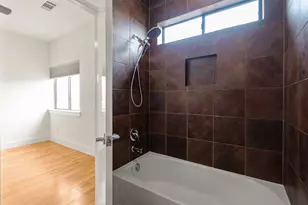 4501 Eigel St, Houston, TX 77007 - Photo 30