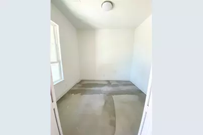 12246 Valencia Boulevard, Mont Belvieu, TX 77523 - Photo 8