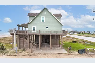 997 Austin Street, Gilchrist, TX 77617 - Photo 1