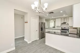 7655 S Braeswood Blvd, Houston, TX 77071 - Photo 10