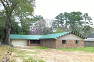 618 Temple St, Woodville, TX 75979 - Photo 1