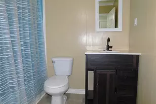 618 Temple St, Woodville, TX 75979 - Photo 14