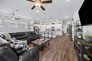 24042 Hawthorn Lakes Dr Dr, New Caney, TX 77357 - Photo 14