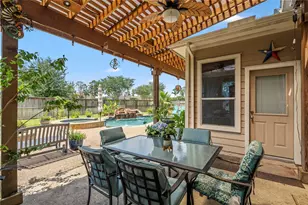 18730 Oxenberg Manor Ln, Tomball, TX 77377 - Photo 16