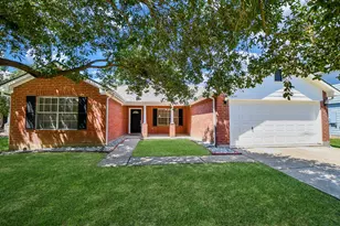 835 Victoria Lakes Dr, Katy, TX 77493 - Photo 1