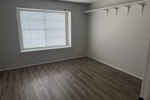 4444 Victory Dr, Houston, TX 77088 - Photo 8