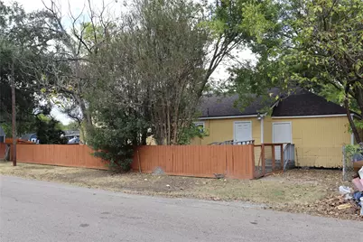 4302 Delhi Street, Houston, TX 77022 - Photo 2