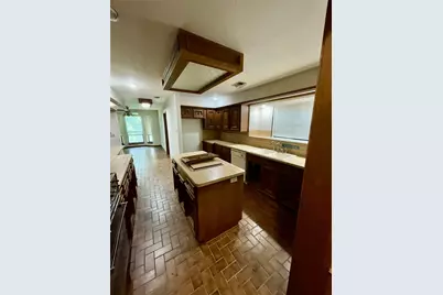 10074 Overbrook Drive, Conroe, TX 77304 - Photo 6