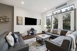 1717 Silver St, Houston, TX 77007 - Photo 8