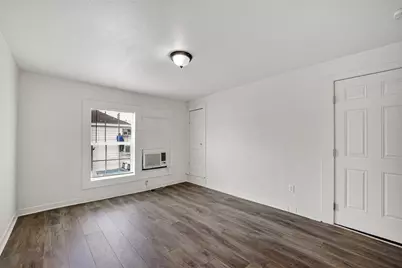 4901 Stimson Street #7, Houston, TX 77023 - Photo 6