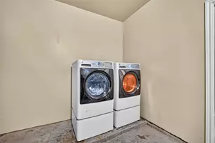 2212 Naomi St, Houston, TX 77054 - Photo 12
