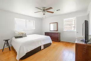 7110 Mahoning Dr, Houston, TX 77074 - Photo 12