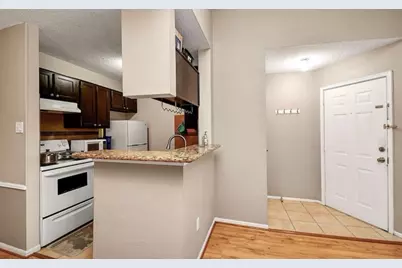 3770 Lovers Wood Lane #606, Houston, TX 77014 - Photo 8