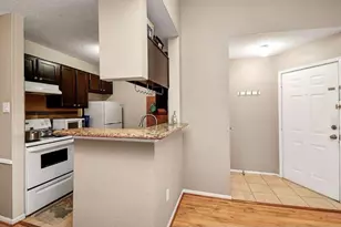 3770 Lovers Wood Ln, Houston, TX 77014 - Photo 8