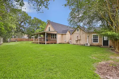 202 E Kay Street, Dayton, TX 77535 - Photo 38