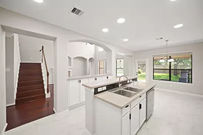 714 Coggins Point Way, Sugar Land, TX 77479 - Photo 10