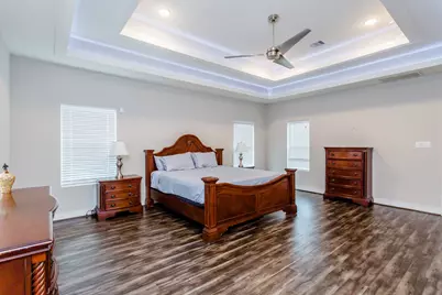 110 Amundsen Street, Houston, TX 77009 - Photo 24