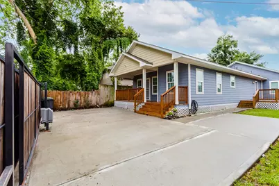 110 Amundsen Street, Houston, TX 77009 - Photo 36