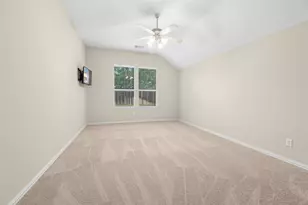 18334 N Elizabeth Shore Loop, Cypress, TX 77433 - Photo 20