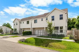 1806 Yates St, Houston, TX 77020 - Photo 2