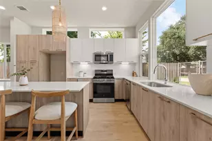 1806 Yates St, Houston, TX 77020 - Photo 1