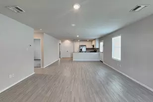 5719 Leon Pl, San Antonio, TX 78244 - Photo 4