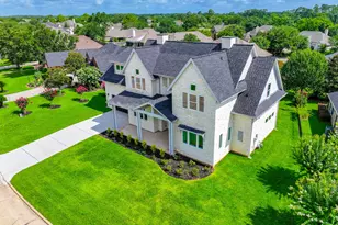 624 Edgewood, Montgomery, TX 77356 - Photo 1