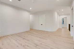 8935 Pado St, Houston, TX 77055 - Photo 34