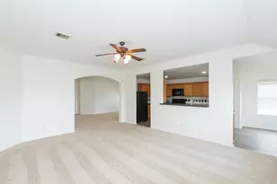 5618 Savannah Woods Ln, Rosharon, TX 77583 - Photo 6