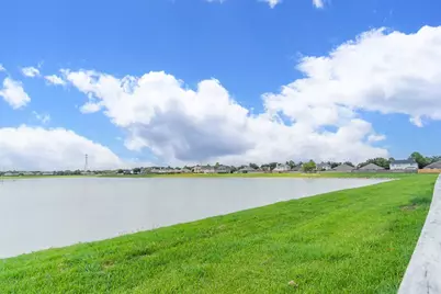 5618 Savannah Woods Lane, Rosharon, TX 77583 - Photo 4