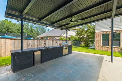 63 W Deer River Circle, The Woodlands, TX 77389 - Photo 48