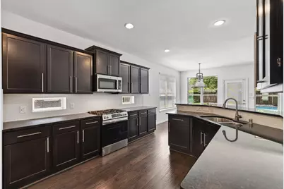 63 W Deer River Circle, The Woodlands, TX 77389 - Photo 16