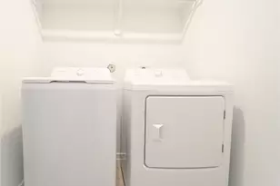 9302 Speckled Trout Dr, Baytown, TX 77521 - Photo 12