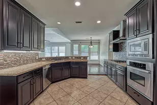 18718 Bella Cascata, Shenandoah, TX 77381 - Photo 14