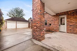 2512 W Ranch Dr, Friendswood, TX 77546 - Photo 34