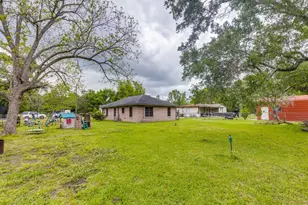 308 Gibbs St, Devers, TX 77538 - Photo 24