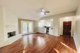 6702 Valerian Ln, Katy, TX 77449 - Photo 2