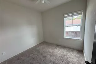 6033 Cypress St, Houston, TX 77074 - Photo 8