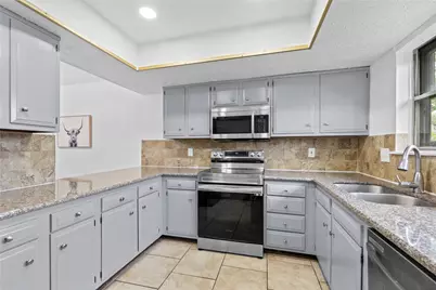 6517 S Briar Bayou Drive, Houston, TX 77072 - Photo 10