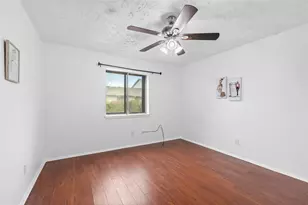 6517 S Briar Bayou Dr, Houston, TX 77072 - Photo 16