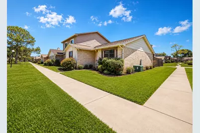 6517 S Briar Bayou Drive, Houston, TX 77072 - Photo 2