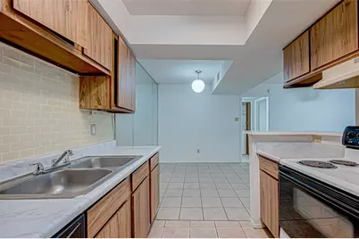 8201 Richmond Avenue #64, Houston, TX 77063 - Photo 18