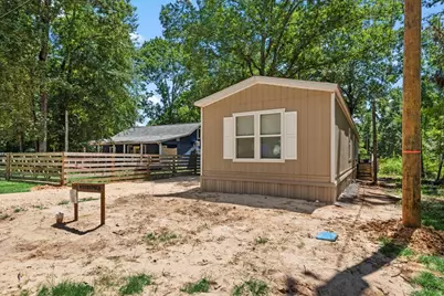 211 Woodstock, Livingston, TX 77351 - Photo 30