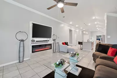 526 Heron Bay Circle, La Porte, TX 77571 - Photo 10