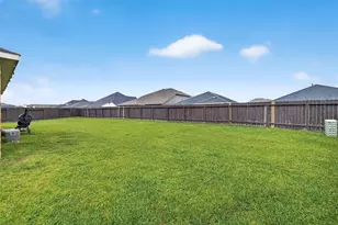 526 Heron Bay Cir, La Porte, TX 77571 - Photo 16