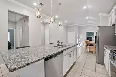 526 Heron Bay Circle, La Porte, TX 77571 - Photo 8