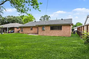 7607 Grape St, Houston, TX 77074 - Photo 26