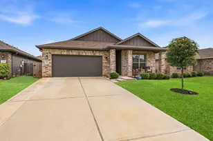 2029 Cedar Tree Ct, Conroe, TX 77301 - Photo 2
